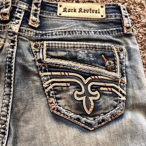 NWT Ladies Rock Revival Size 34 Jeans